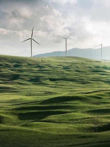 Landschaft, mit Windrädern und Erneuerbare Energien 